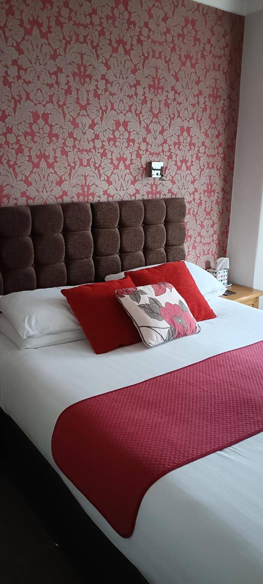 Lawnswood Guest House Torquay Room photo